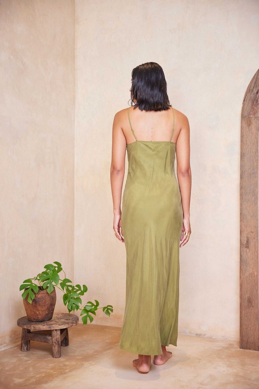 Clothing Tigerlily | Cinzia Arielle Maxi Dress Olive